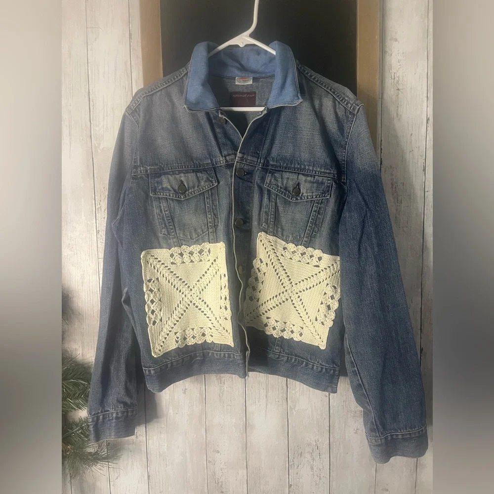 Custom upcycled retro Absolut Joy lace eyelet jean jacket Women’s SM